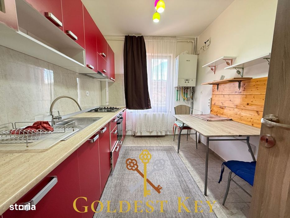 Apartament generos DECOMANDAT cu 2 camere si balcon