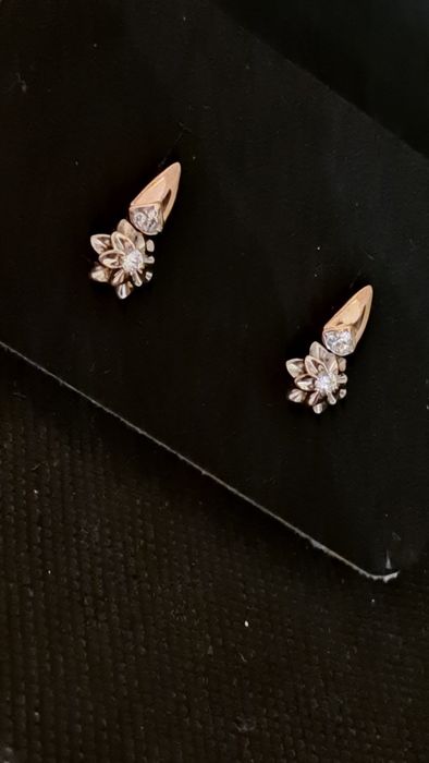 Золотые серьги Россия.