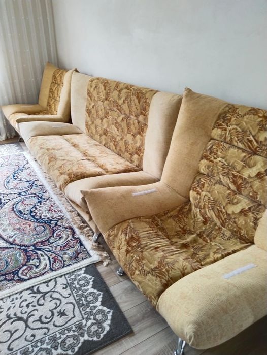 Диван с креслами