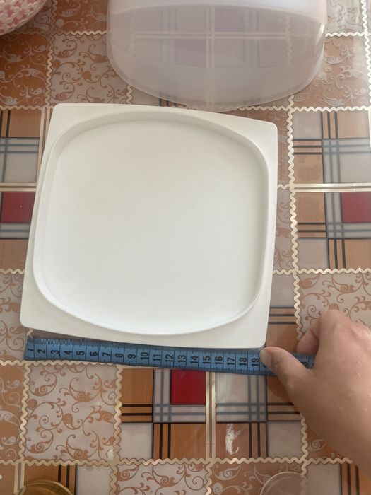 Сырница Tupperware квадратная