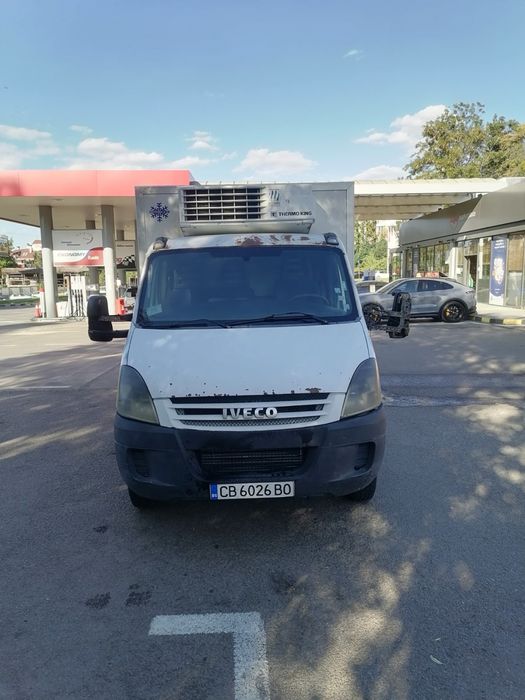 Продавам Ивеко хладилно