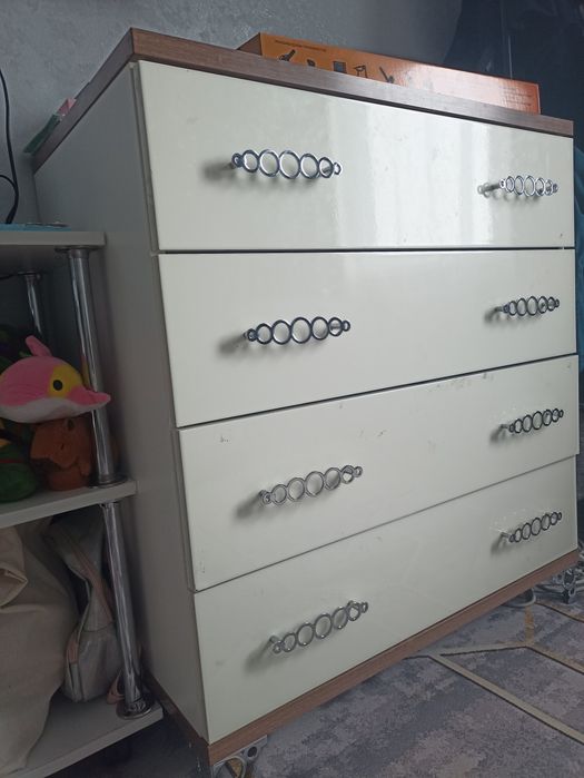 Кресло(отырғыш),