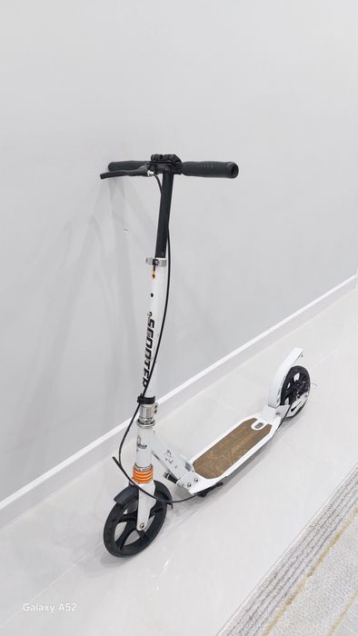 Продается хороший самокат