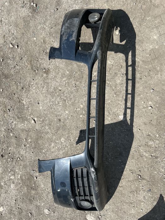 Предна броня Audi a4 b8 2009гАуди а4 гола обикновена 8k0807437