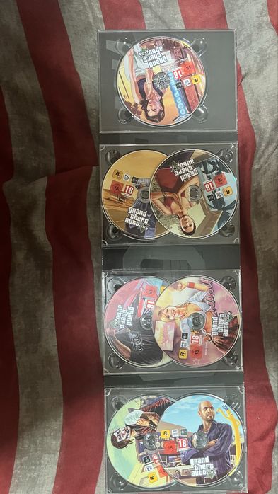 joc pc gta v, varianta 7 cd-uri