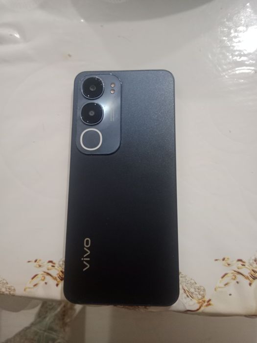Продам Vivo y19s