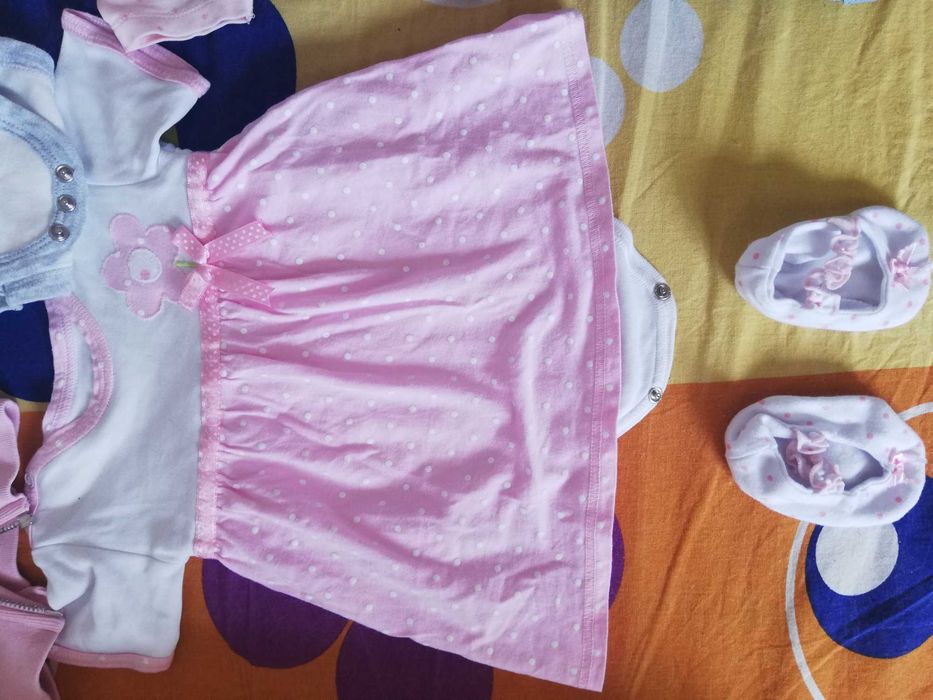 Бебешки дрешки от 0до 6месеца.