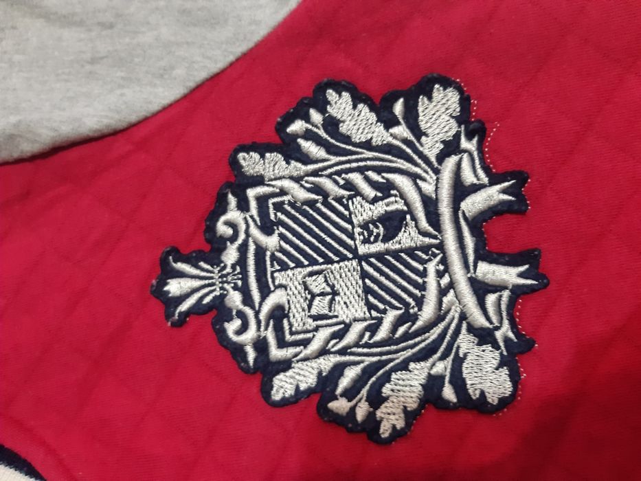 Курточка бомбер для девочки на рост 122-130.