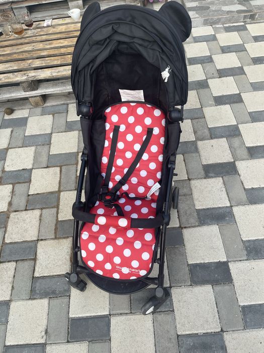 Carucior copii Minnie Mouse compact