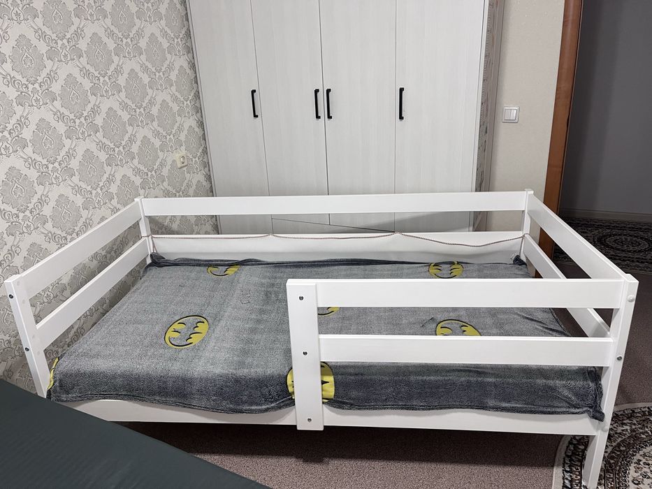 Продам детскую кровать