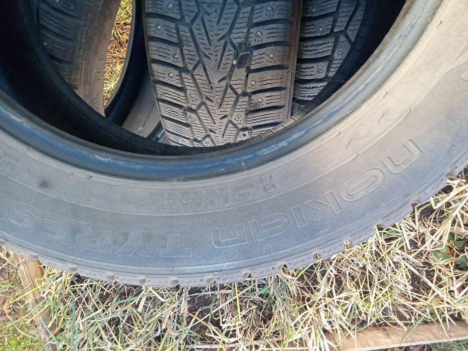 Продам зимнюю резину R17 225/55