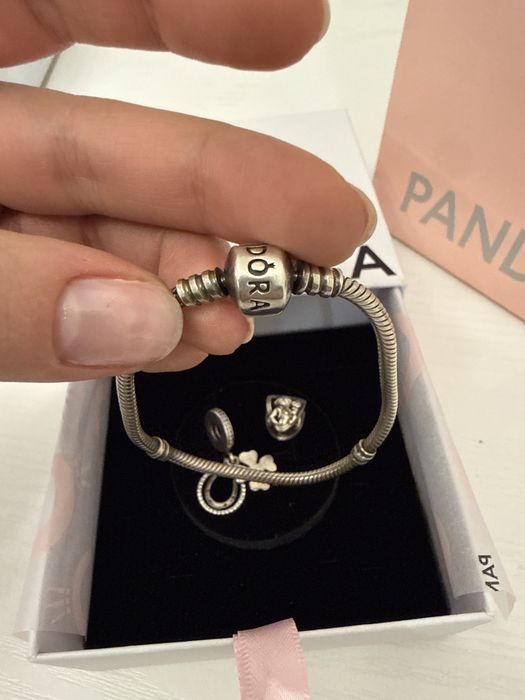 Браслет Pandora + шармы включая редкий Marvel