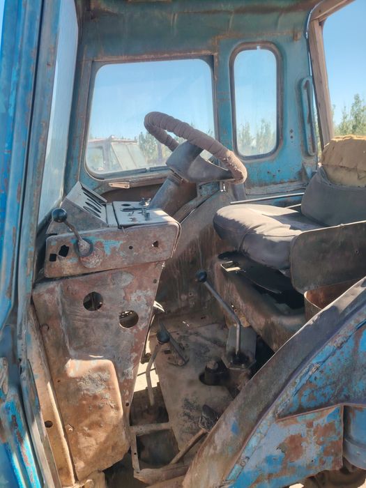 Belarus MTZ 80X kichkina kabina