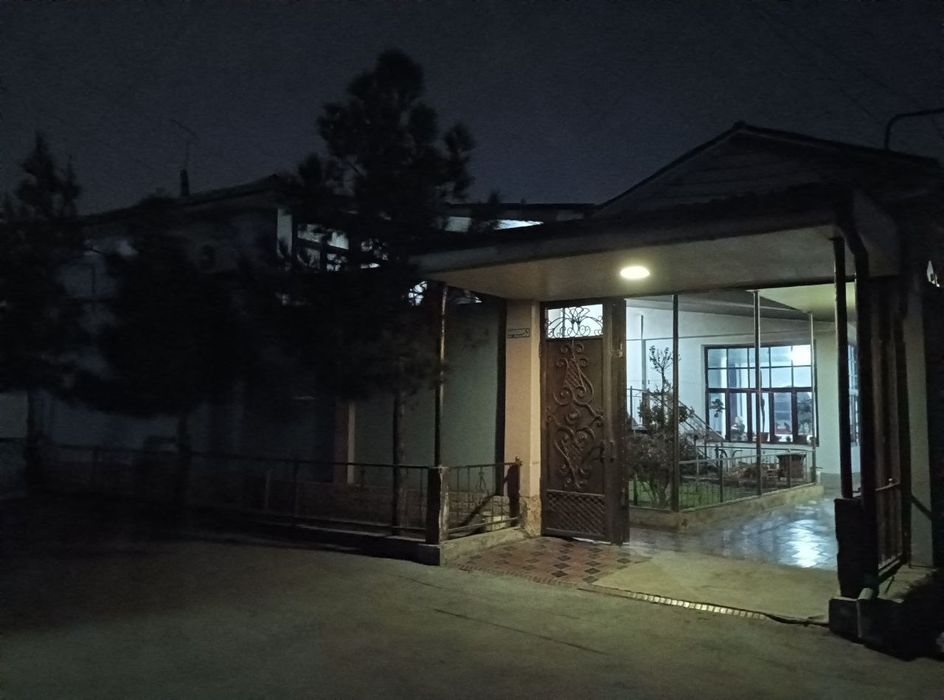 Срочно ховли сотаман 1,5 соток 2 хона Бектемир тумани