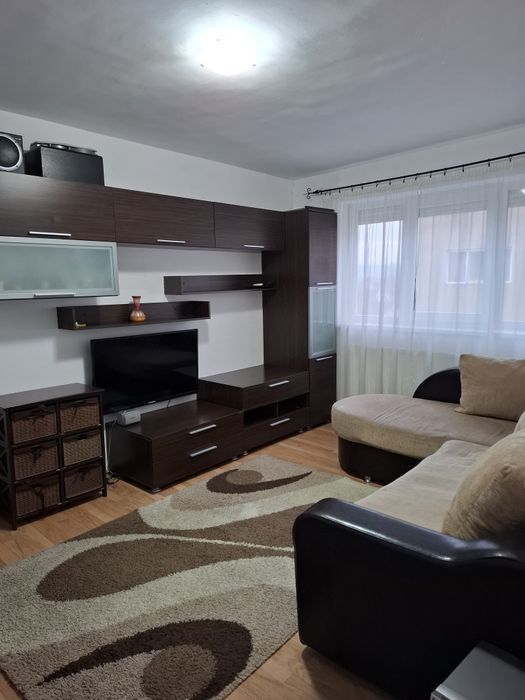 Chirie- apartament 3 camere