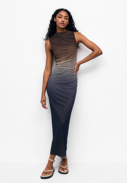 Нова дълга рокля Pull & bear