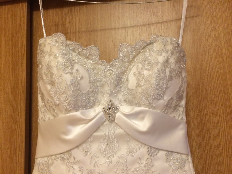 Vand rochie de mireasa Maggie Sottero Couture model exceptional