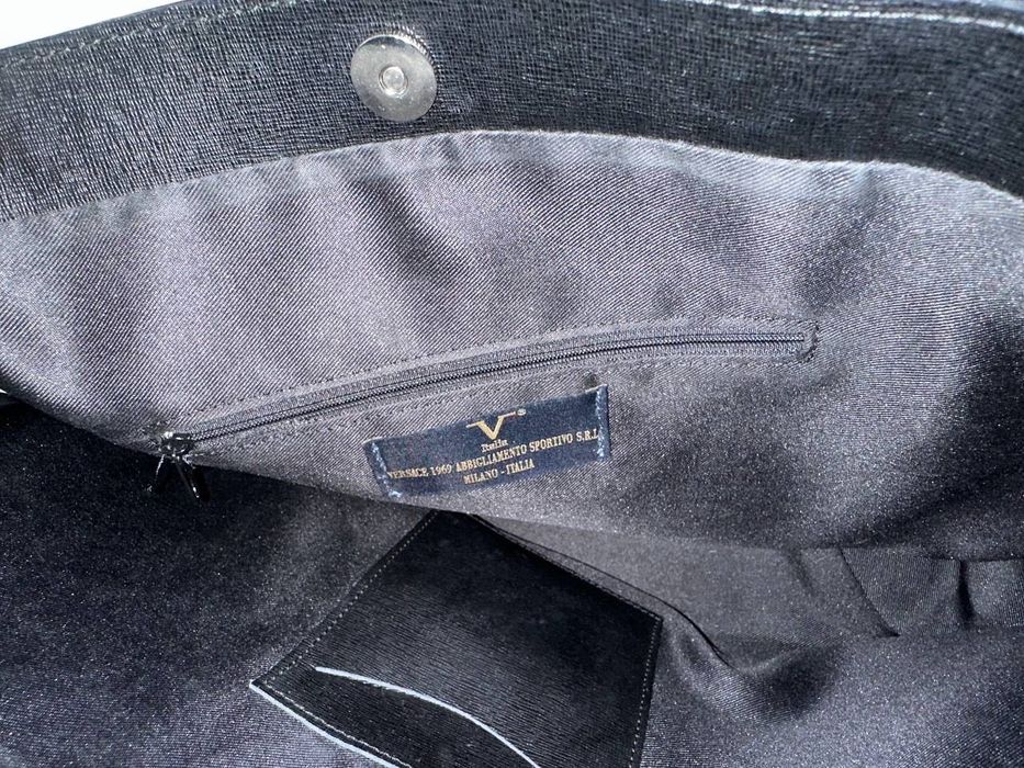 Оригинална дамска чанта Versace – естествена кожа, Made in Italy