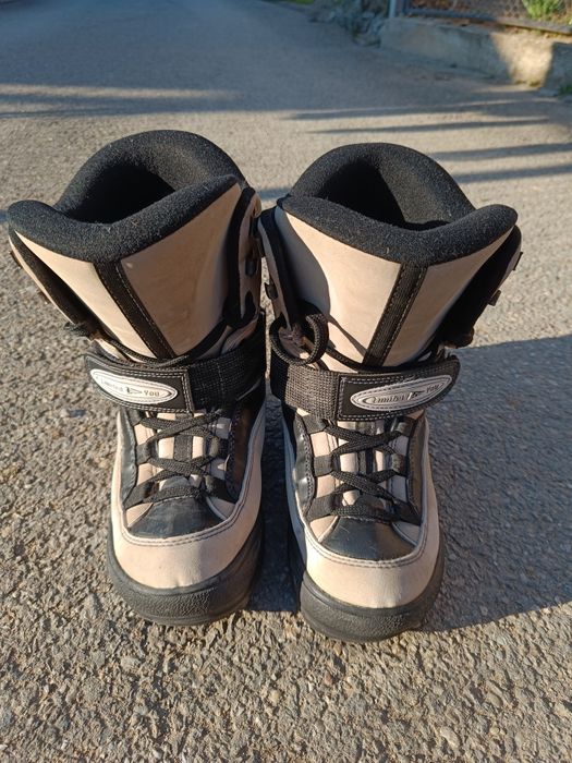 Vand boots snowboard marime 41