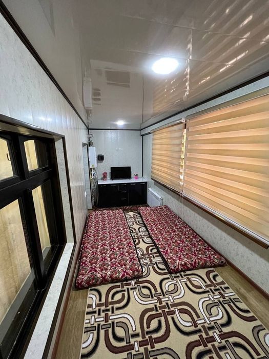 Уй сотилади жуда 10- мкр. Да