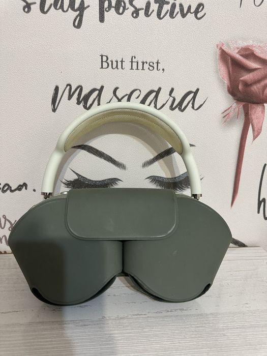 Apple AirPods Max наушники зеленые