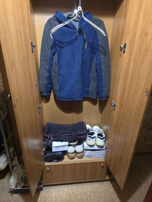 Стенка в коридор