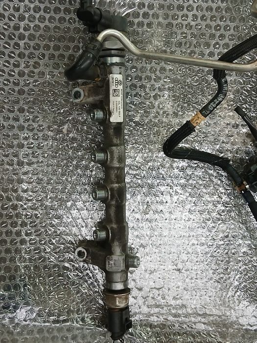 Pompa inalte presiune motorina 2.0 TDI CGL CJC CFF Passat B7 CC Tigua