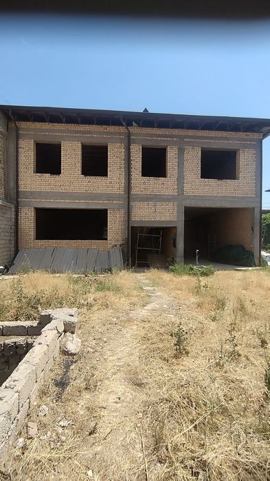 Кибрай тумани У́нкургон Обод махала 5,5 сотик 7 хона 3 урвинли каропка