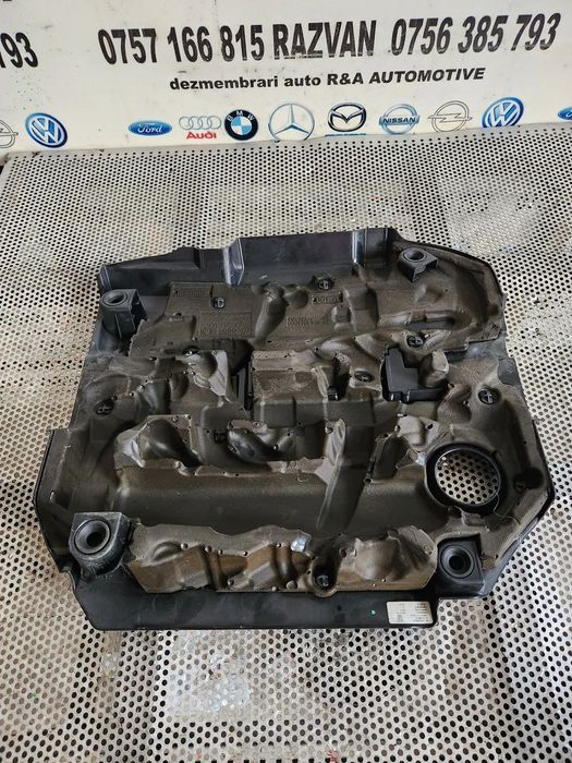 Capac Motor Audi A3 8V Q3 Q5 2.0 Diesel Motor CRL CRB Cod 04LA - Dezmembrez Arad