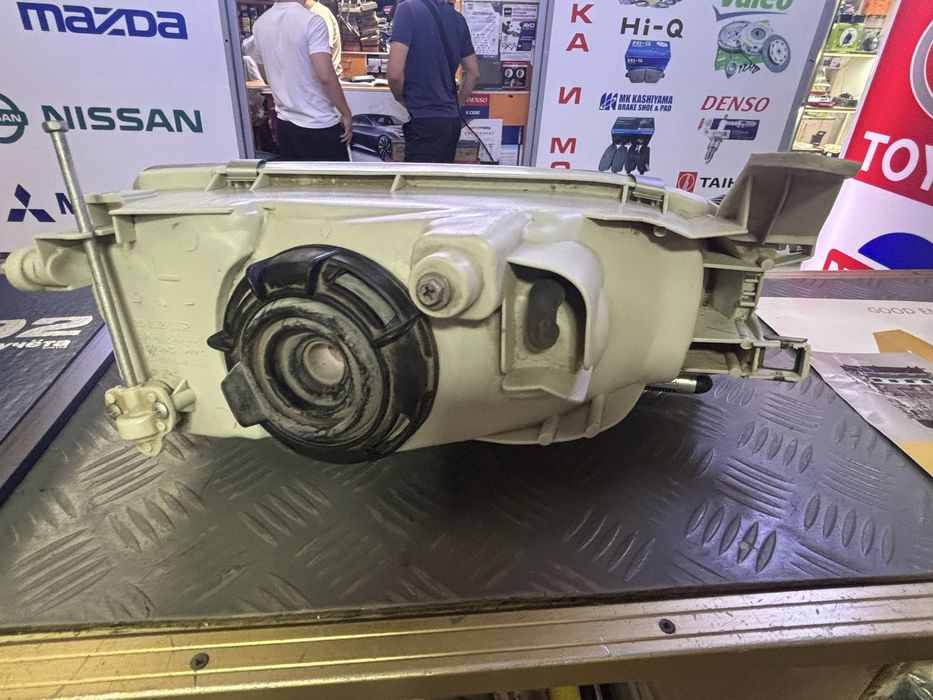 Фары тойота спринтер Е100