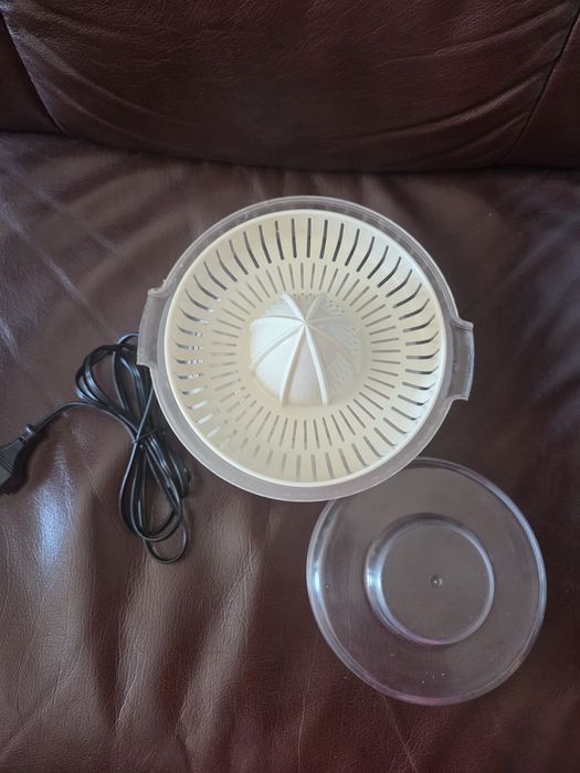 Преса за плодове-електрическа