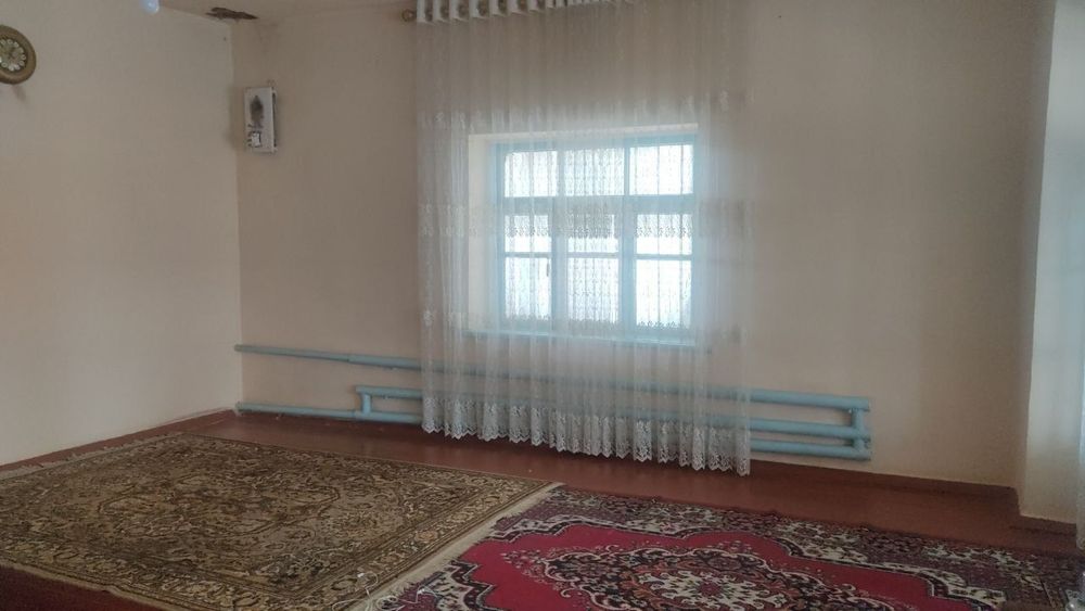 Uy yer xovli sotiladi