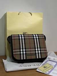 Burberry hotsell classic 0km