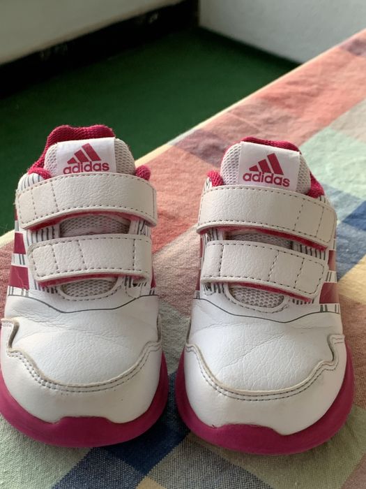 Маратонки Adidas за момиче