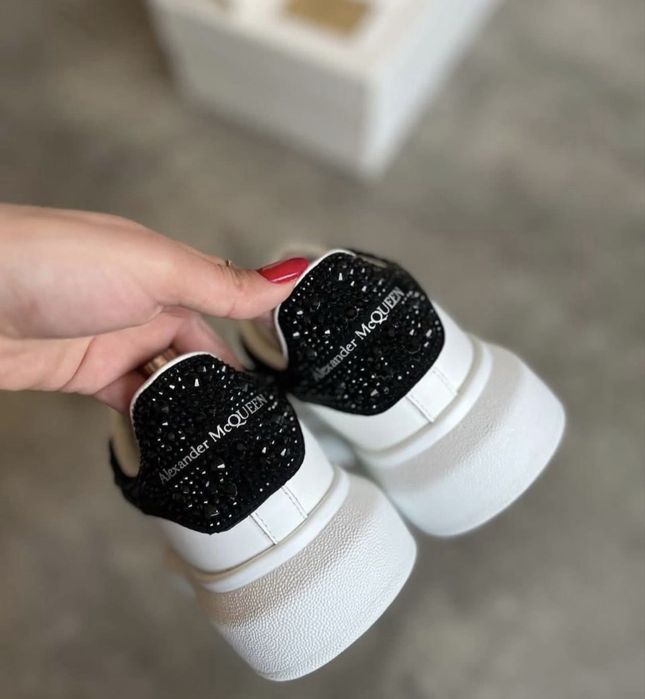 Adidasi Mq Queen