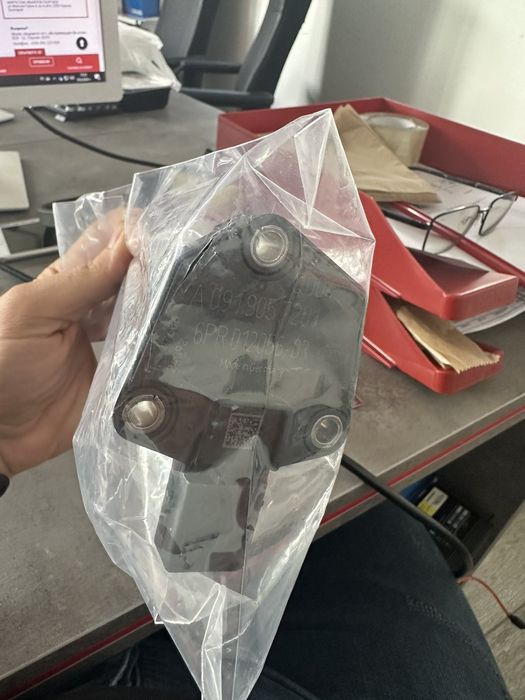 Датчик измерване на маслото на W213 W205 W218