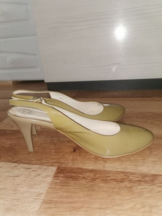 Туфлм босоножки 41р.