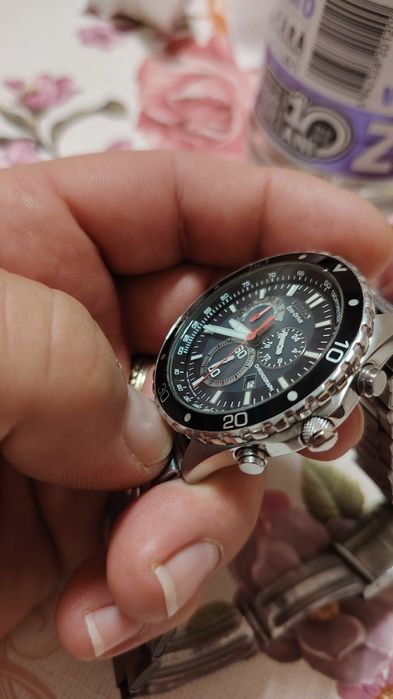 Vând ceas Citizen e o drive chronograph acumulator  nou