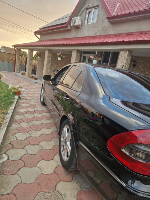 Mercedes E class 2009 w211