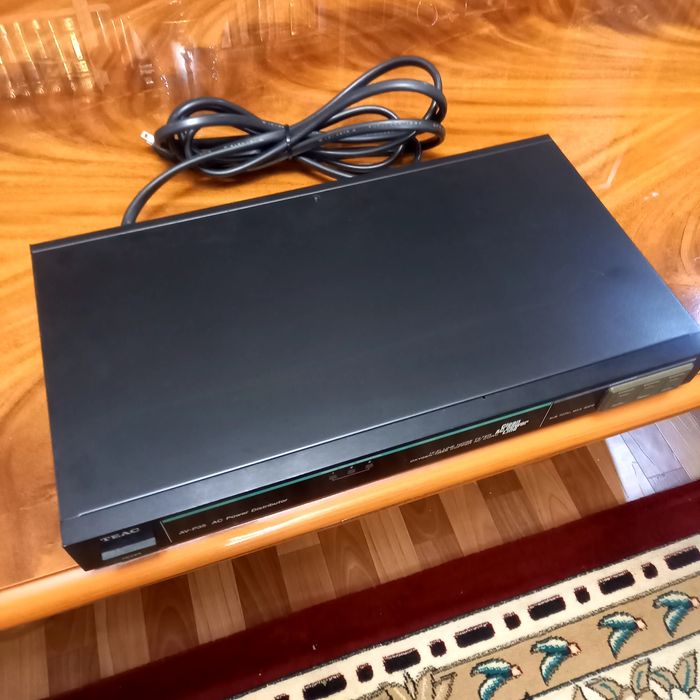 Сетевой фильтр Teac AV-P35