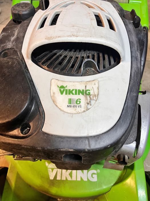 Mașină profesională de tuns iarba Viking MB 655 VS