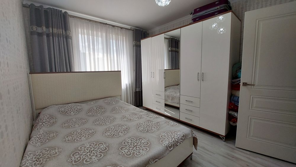 Спальний гарнитур