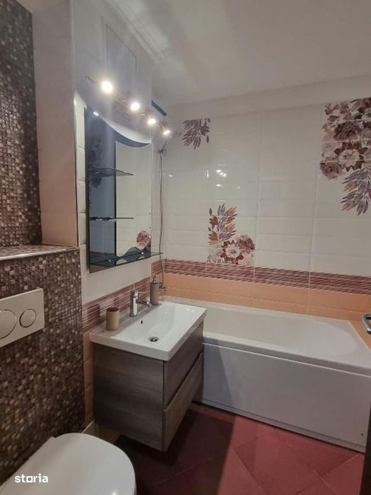Apartament 3 Camere 1 Decembrie | Parcare | Centrala | Metrou | 2 Balc