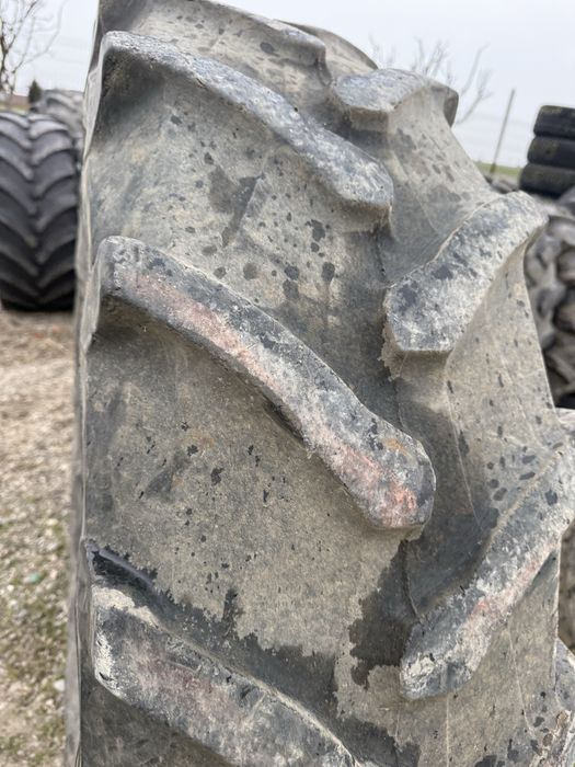 380/85r28 pirelli