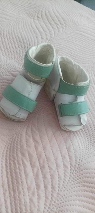 Ортопедични обувки Bebax