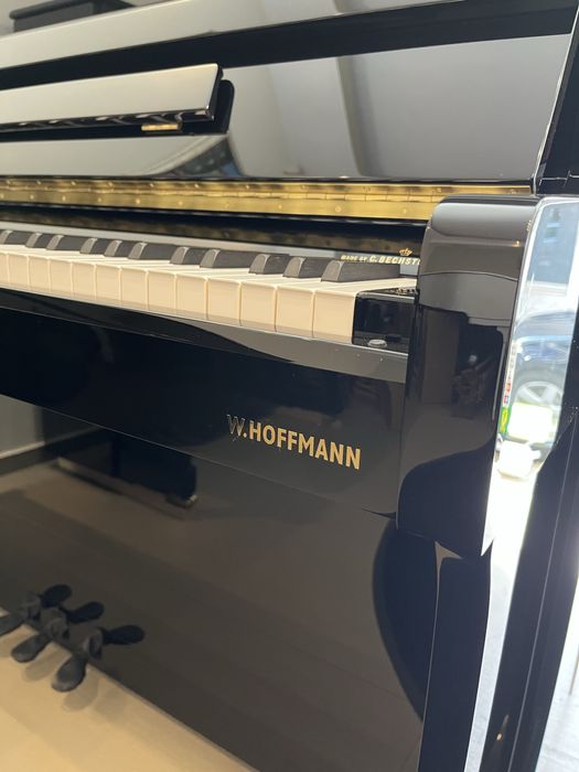 Ново пиано W.HOFFMANN - V120 с 5г. гаранция.