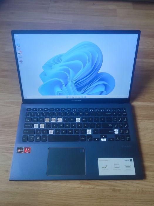 Laptop Gaming Asus Vivobook 15 X512D - Ryzen 5-3500u/ 12gb DDR4/ 256gb/ AMD Vega 8 de 2Gb