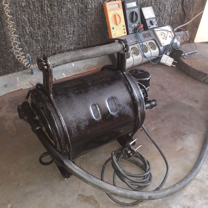 Компрессор на 220вольт.