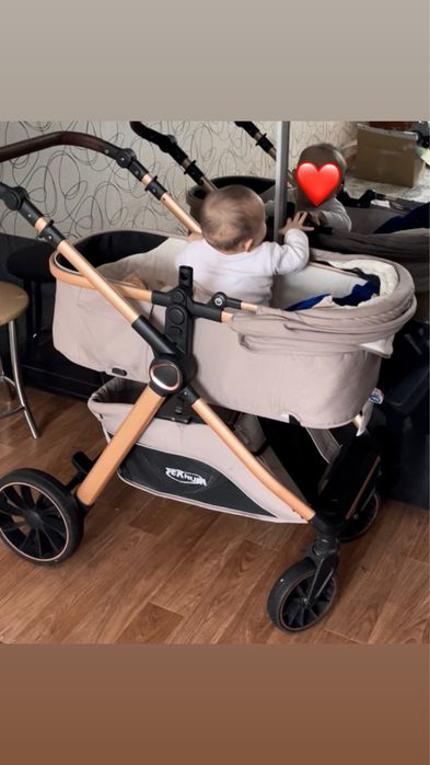 Прогулочная коляска и коляска с люлькой