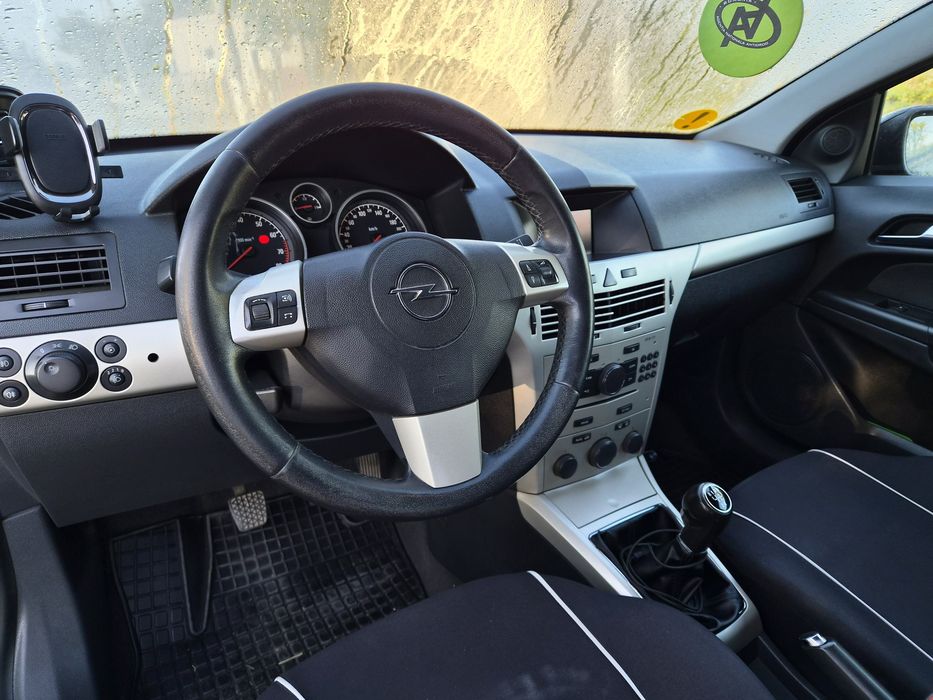 Schimb Opel Astra H GTC